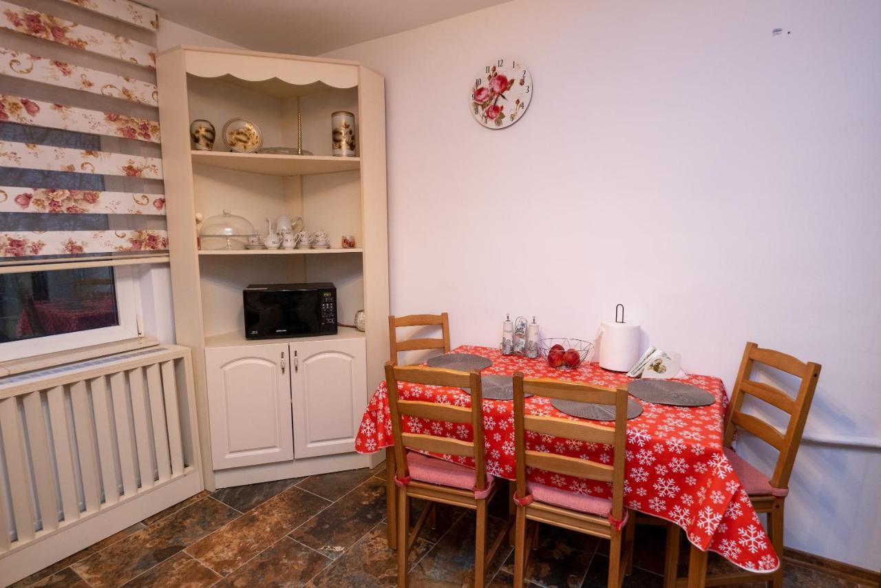 Stella'S Cozy Home 巴洛泰什蒂 外观 照片